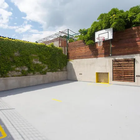 2 Bedroom Cozy In Suhi Potok, Apartmán Jesenice (Split-Dalmatia)