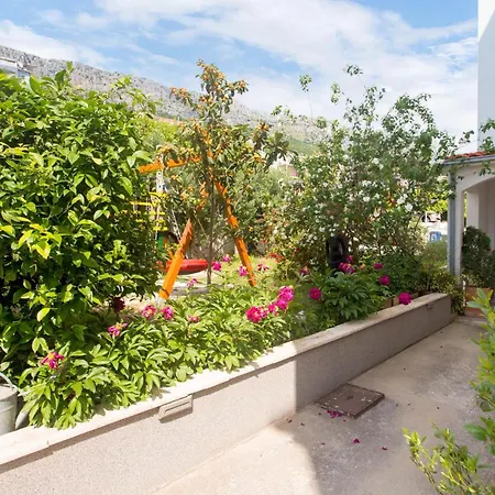 2 Bedroom Cozy In Suhi Potok,