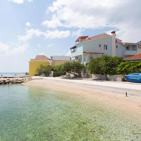 Apartmán 2 Bedroom Cozy In Suhi Potok,
